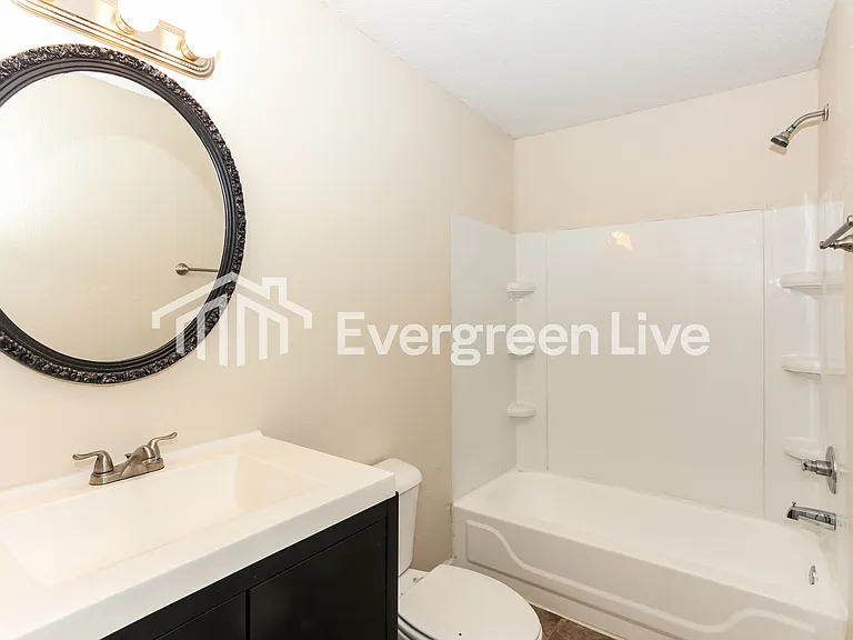 4405 Fullwood Ct — Photo 11