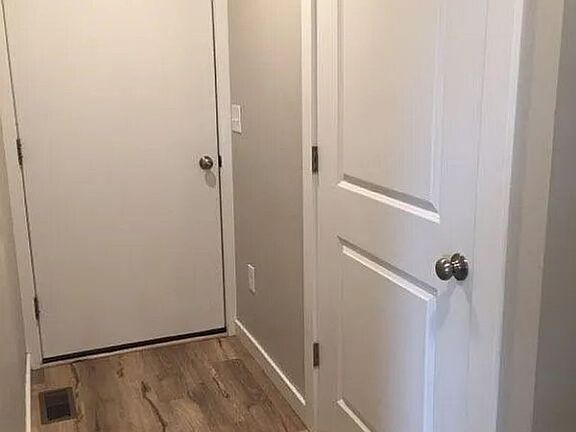 5th image of 1308 Bunson Ln Unit A