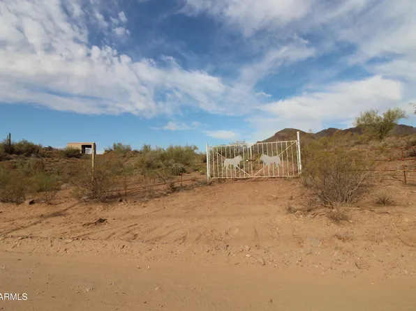 6800 N Castle Hot Springs Road #1, Morristown, AZ 85342