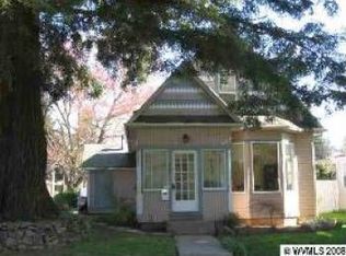 587 Grant St, Woodburn, OR 97071