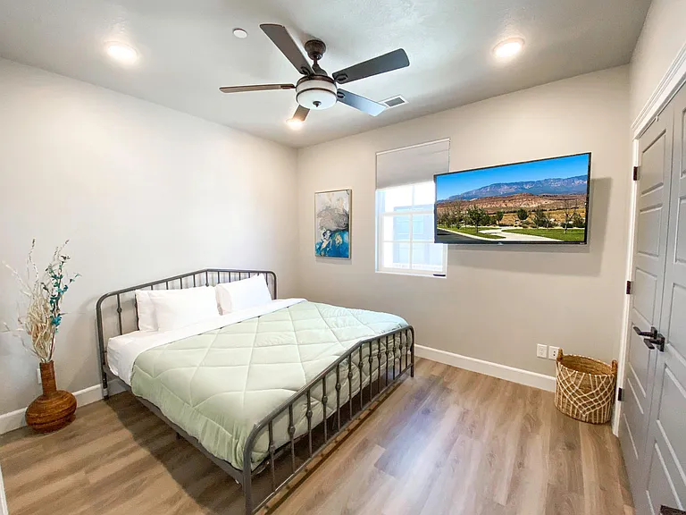 4343 W Canterbury Rd — Photo 17