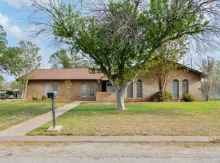 13 Nighthawk Trl, Del Rio, TX 78840