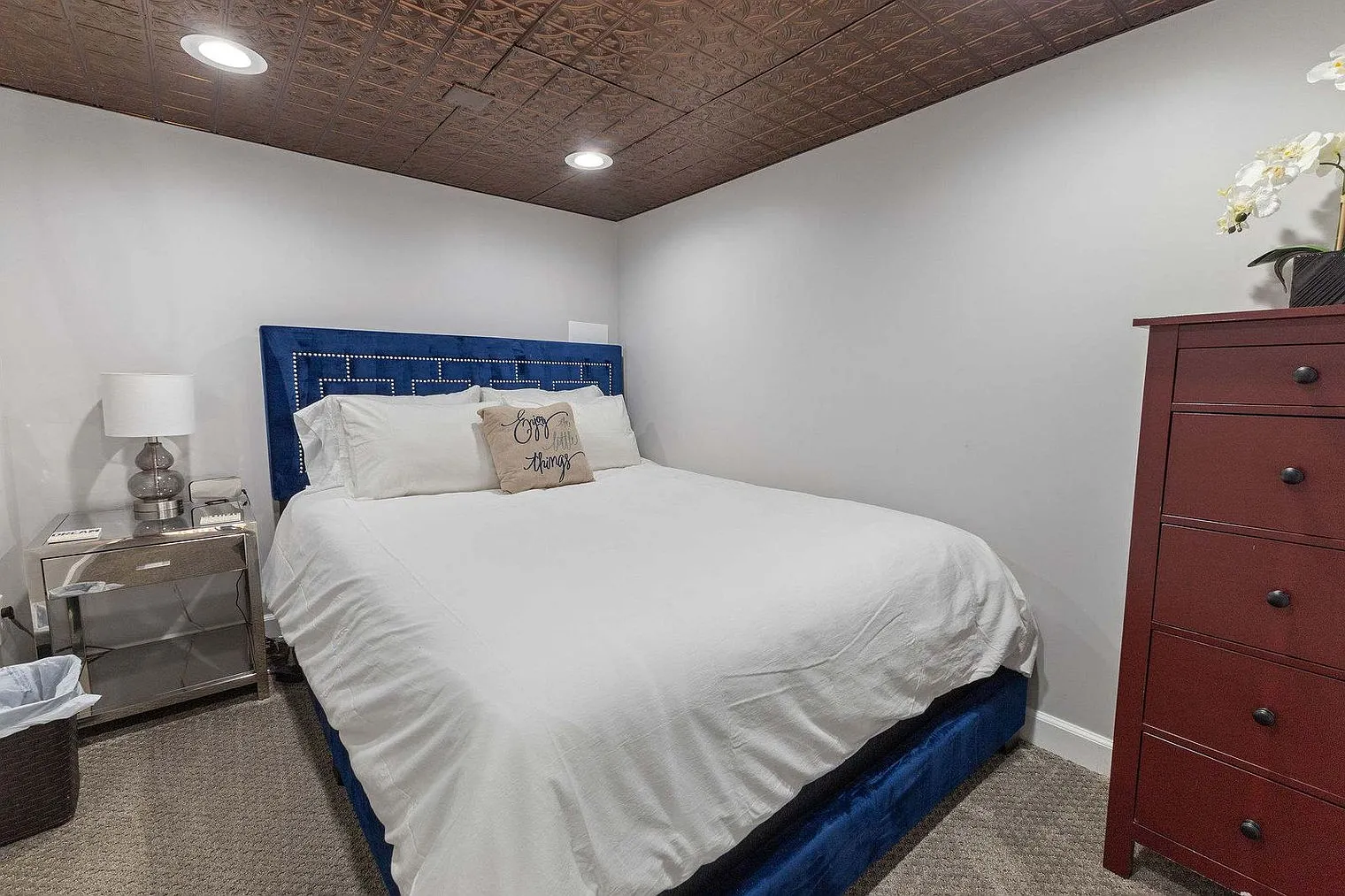1 bed, 1.0 bath, 495 sqft, $3,327 — Photo 3