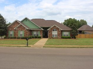 544 Wellington Dr, Jackson, MS 39272