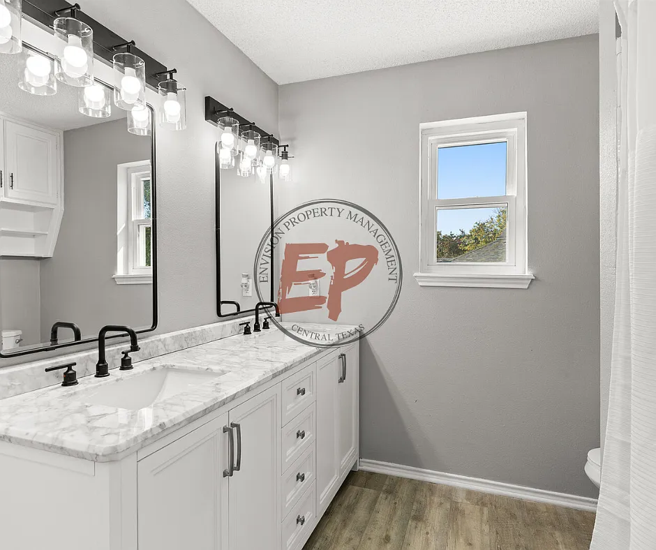 4209 Green Oak Drive - 1 — Photo 3