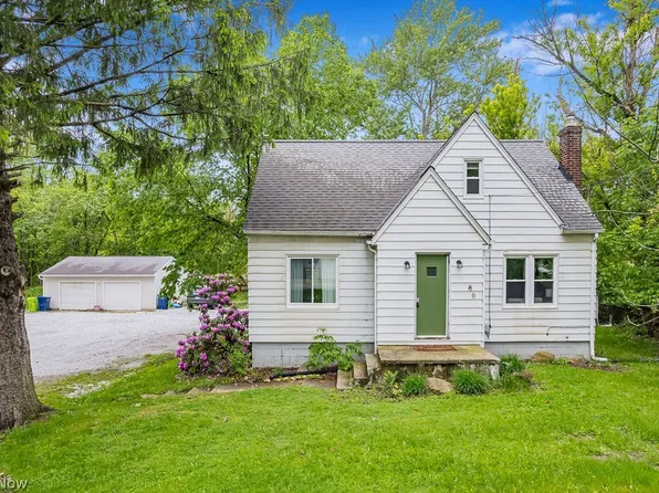 86 Southeast Ave, Tallmadge, OH 44278