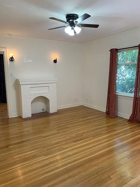 1st image of 722 Gladys Ave #722