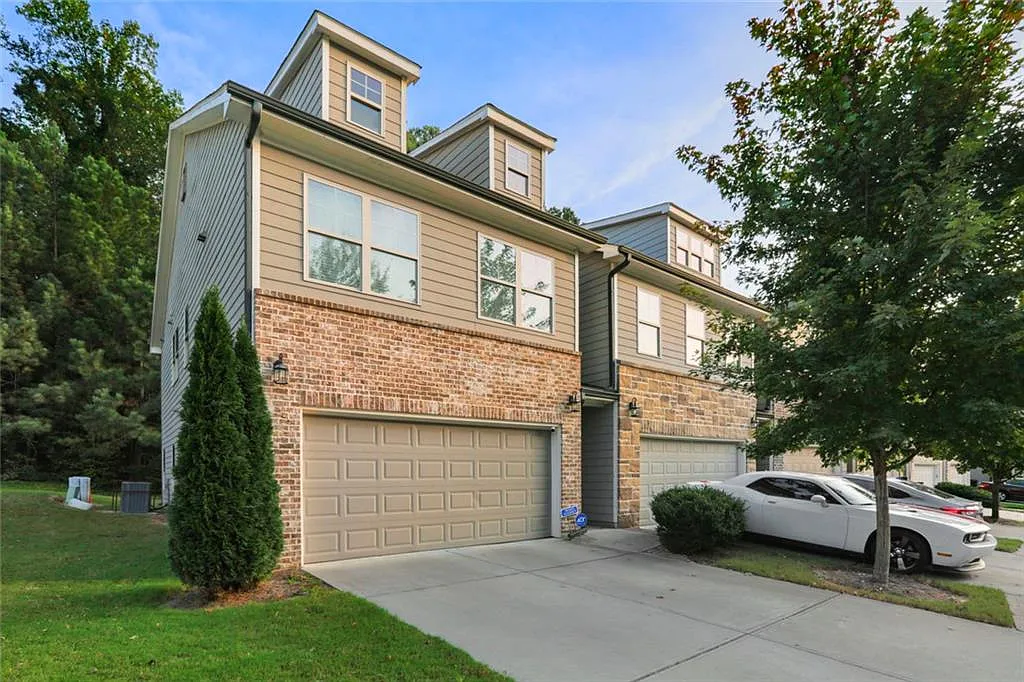 3 bed, 2.5 bath, 1864 sqft, $2,625 — Photo 2