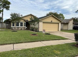 11722 Lamprey St, Houston, TX 77099