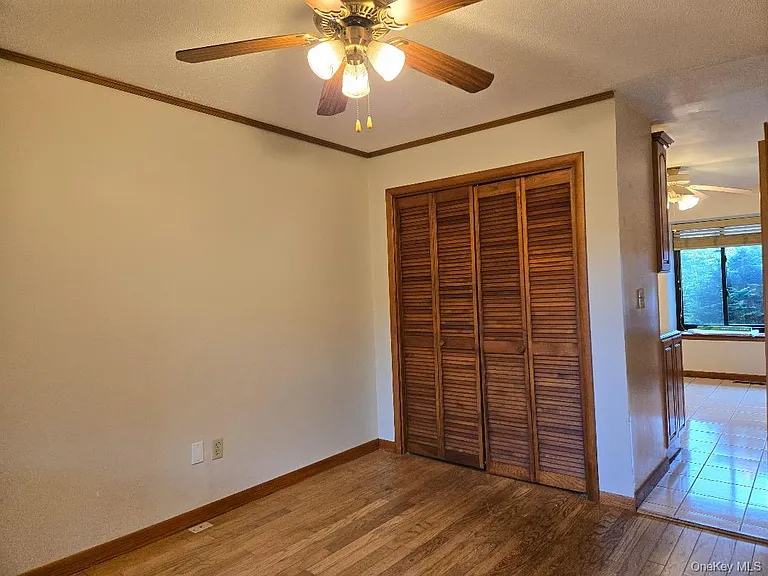 731 Panorama Dr — Photo 11
