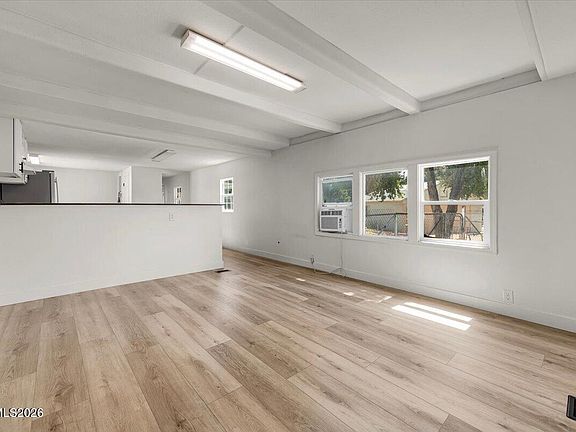 4th image of 2839 Kit Sierra Way