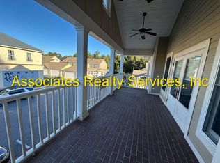 8763 SW 27th Ln #201, Gainesville, FL 32608