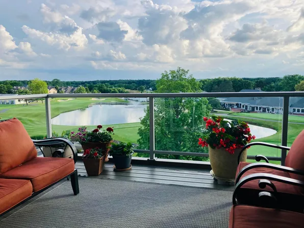 5317 Highpointe Lakes Dr #404, Westerville, OH 43081