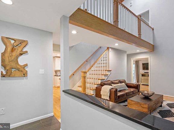 4th image of 11140 Rich Meadow Dr