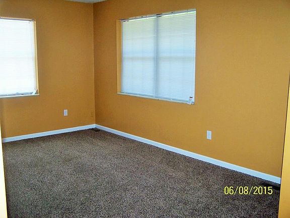 5th image of 426 Oakleaf Cir