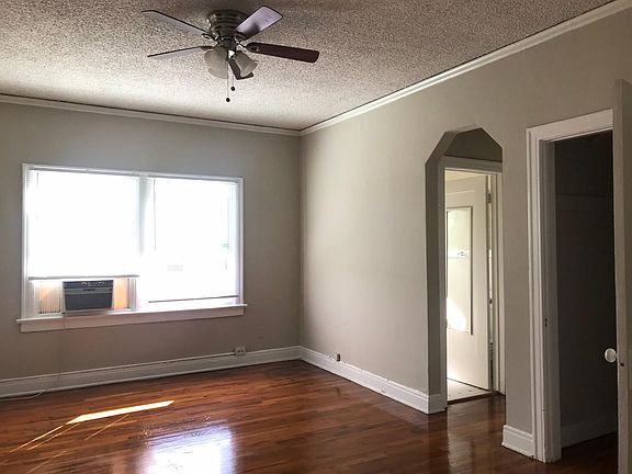 2nd image of 1162 N Kingsley Dr APT 3