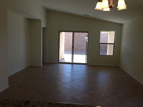5th image of 2159 E Stacey Rd