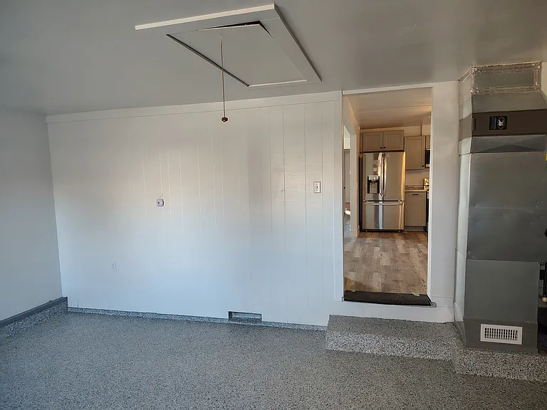 7618 Carroll Rd — Photo 10