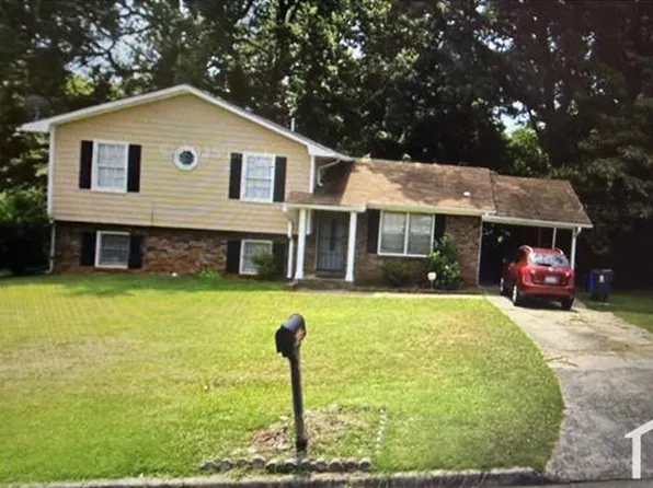 5279 Louis Xiv Ln, Atlanta, GA 30349
