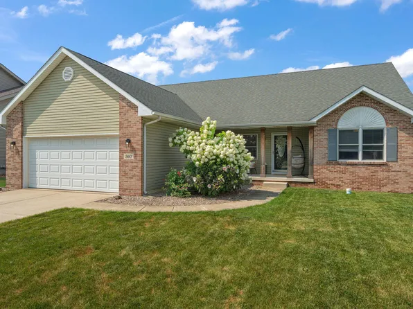 360 E 123rd Pl, Crown Point, IN 46307