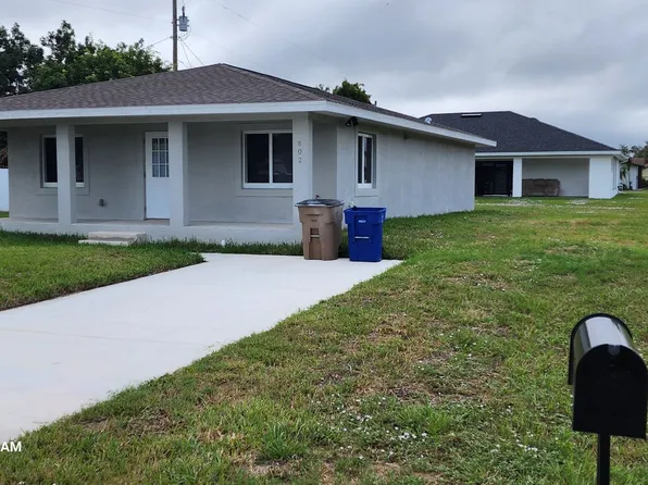 802 E Jasmine Rd, Lehigh Acres, FL 33936