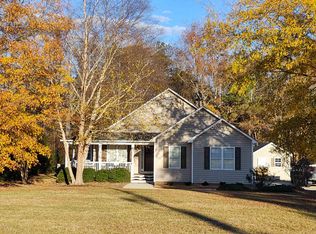 2447 Matthews Rd, Clayton, NC 27520