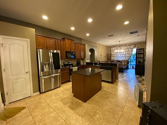 3rd image of 2830 Whistlewood Dr
