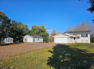 5079 Evergreen Trl, North Branch, MN 55056