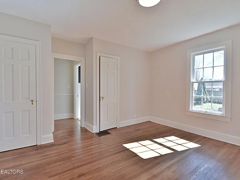 2622 Fairmont Blvd — Photo 18