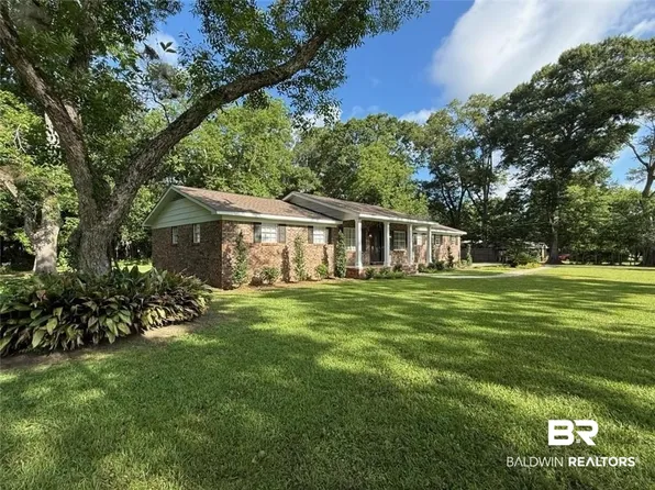 10374 Henderson Camp Rd N, Grand Bay, AL 36541
