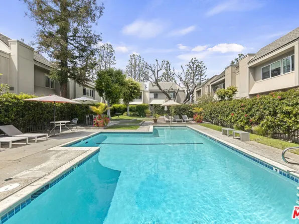 2520 Arizona Ave APT 8, Santa Monica, CA 90404