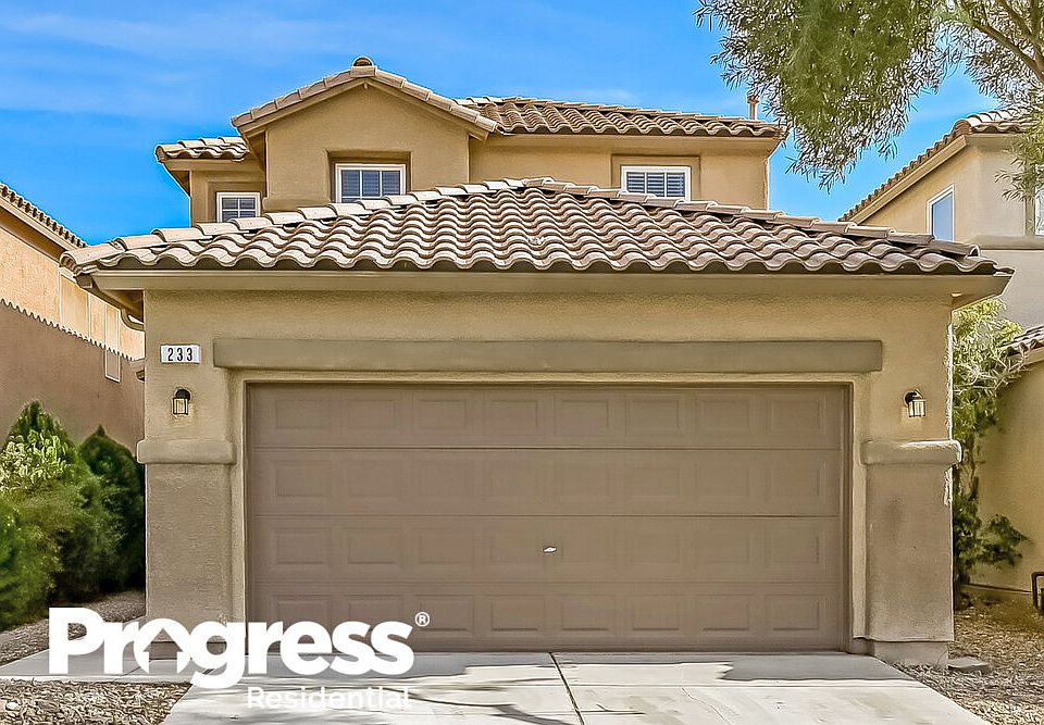 1st image of 233 Lantana Breeze Dr
