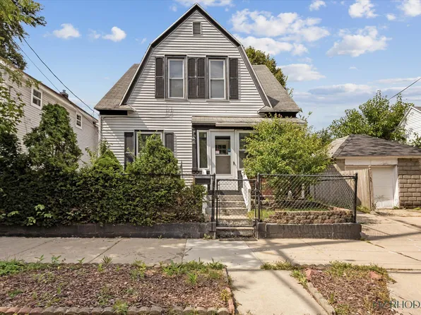 509 Diamond Ave SE, Grand Rapids, MI 49506