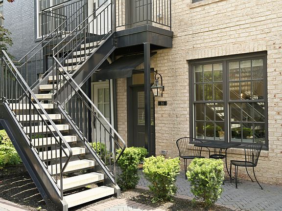 84 Normandy, Bottom floor condo