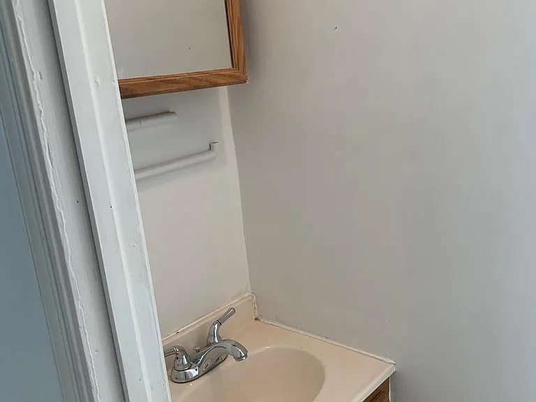 914 S 19th St #3 — Photo 10