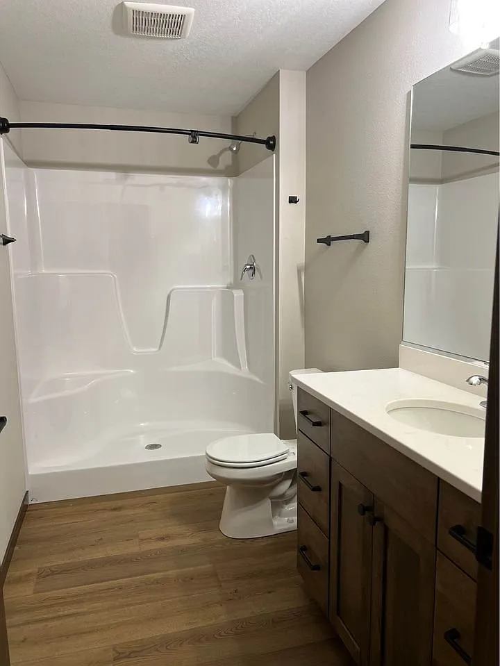 2 bed, 1200 sqft, $1,525 — Photo 2