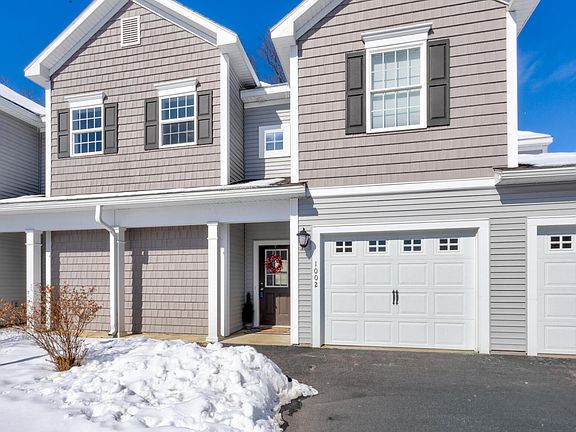 3rd image of 1002 Grayson Place