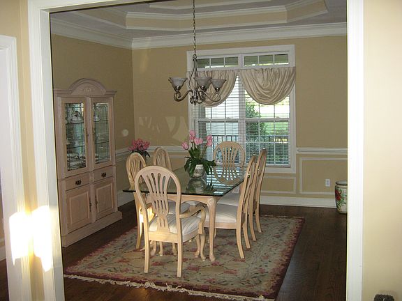 5th image of 877 Yonah Meadow Dr