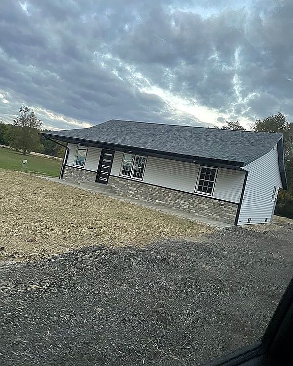1st image of 250 N County Road 700 W