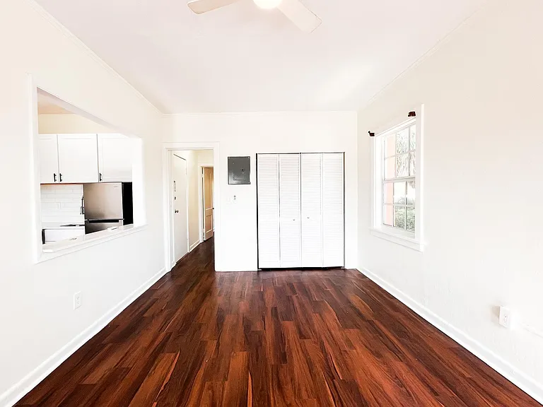 Park Place Apartments — Photo 17