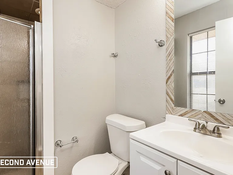 3741 SE 48th Pl — Photo 17
