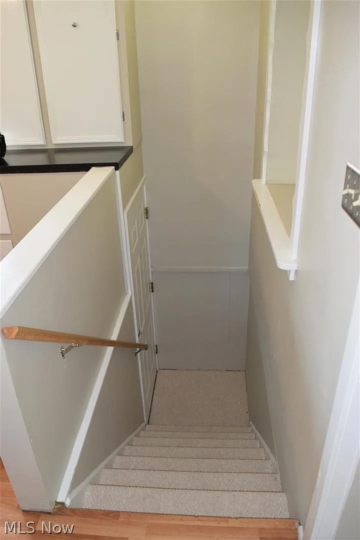 3 bed, 1.0 bath, $2,000 — Photo 2
