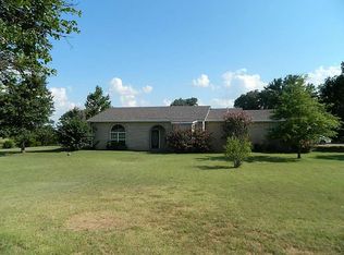 23215 W Gore Blvd, Indiahoma, OK 73552