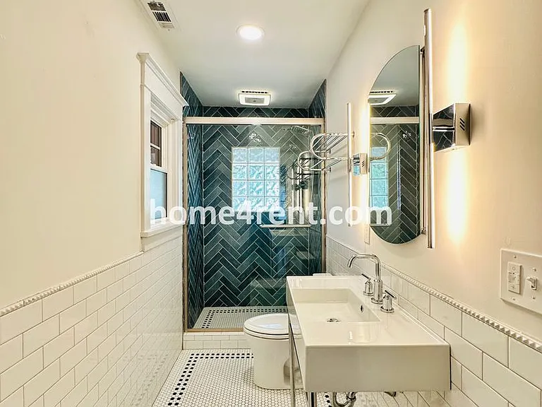 641 W 39th Ter — Photo 32