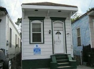 2712 Urquhart St, New Orleans, LA 70117