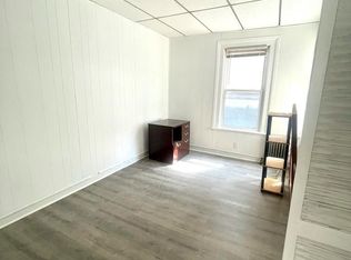 87 Clifton Pl ROOM 2, Jersey City, NJ 07304