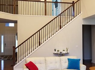 1137 Prescott Dr, Rochester Hills, MI 48309