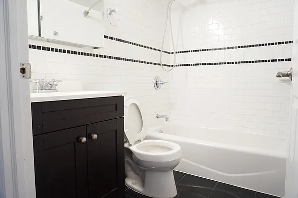 Rented by J Misrahi Realty Corp | media 52