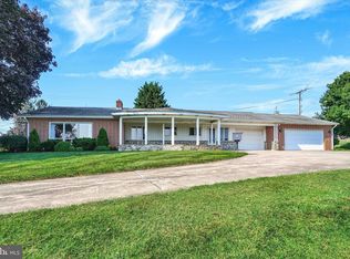 47 Rocks Rd, Fawn Grove, PA 17321