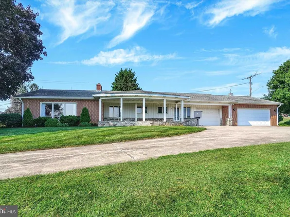 47 Rocks Rd, Fawn Grove, PA 17321